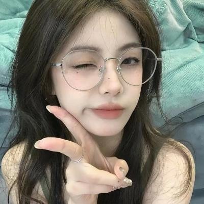 闪婚后霸总每天在线求宠